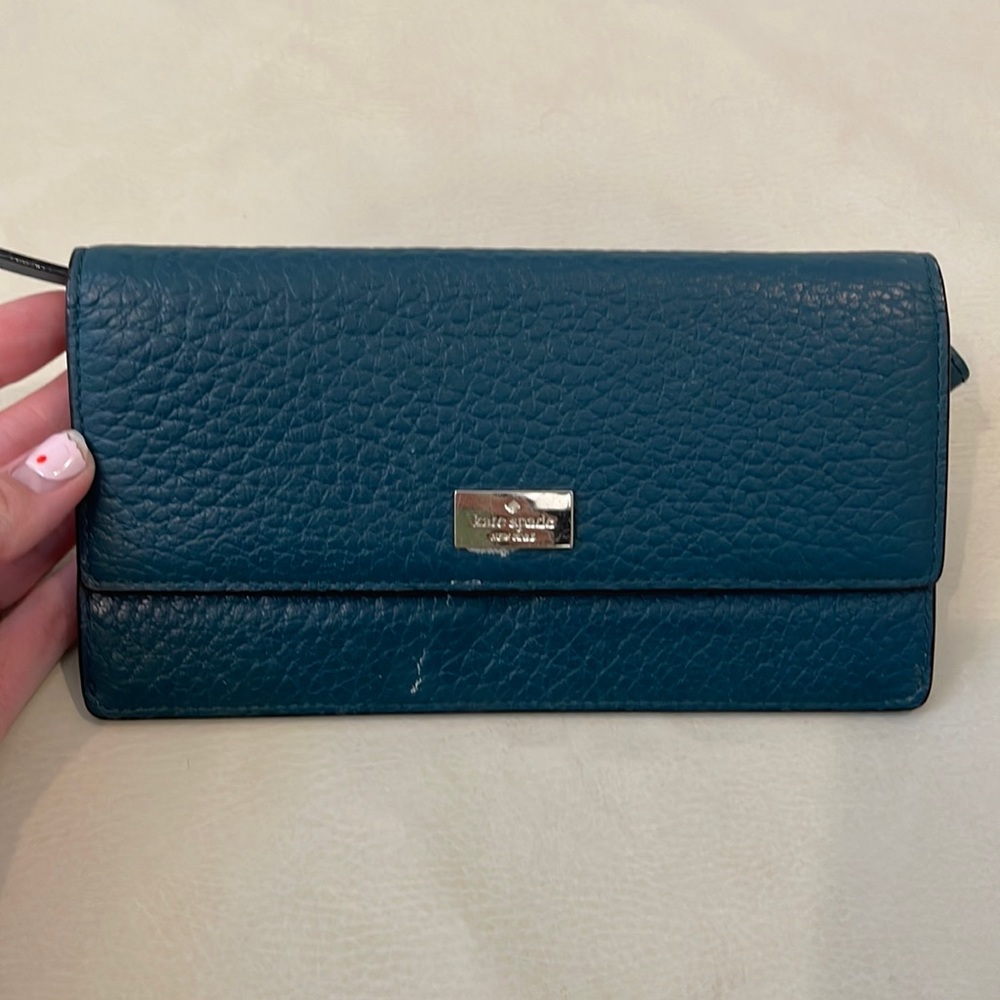 Kate Spade emerald wallet